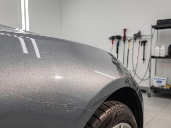 Swirl removal example under showroom lighting